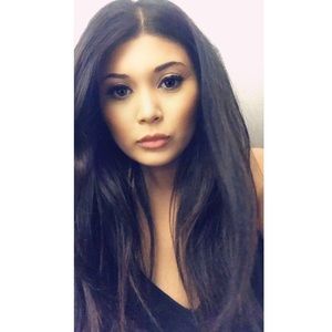 Meet your seller💖